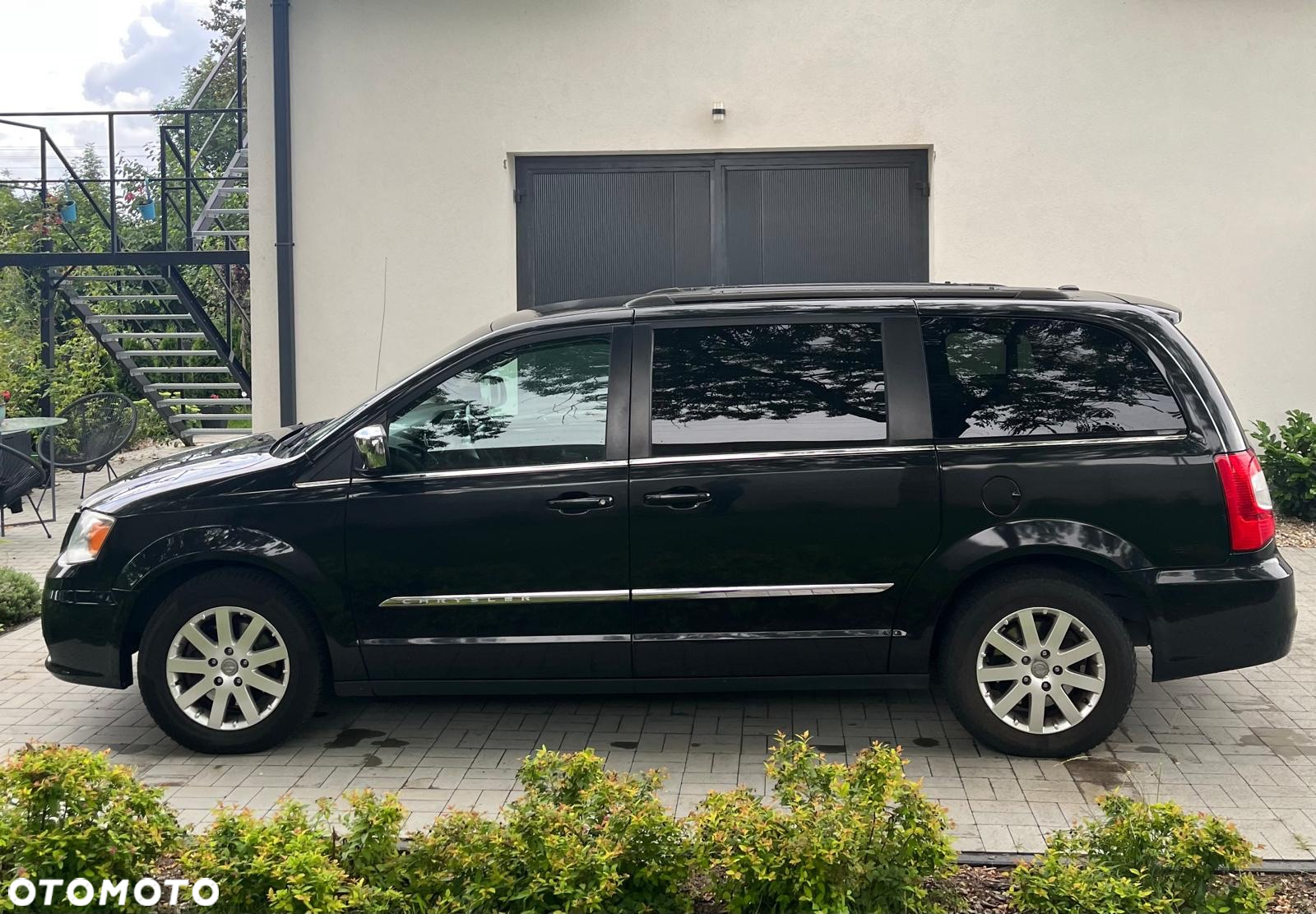 Chrysler Town & Country 3.6 Touring - 7