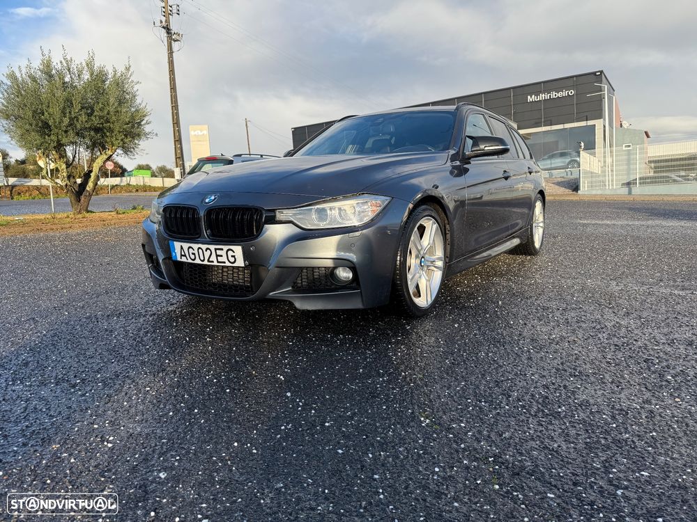 BMW 320 d Pack M - 13