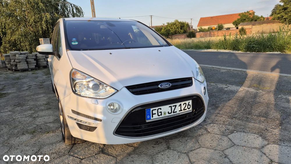 Ford S-Max - 26