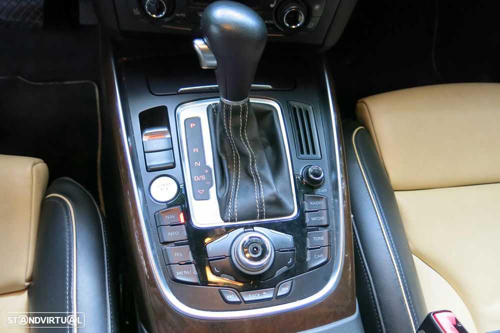 Audi Q5 2.0 TFSI Hybrid quattro S-line Tiptronic - 17