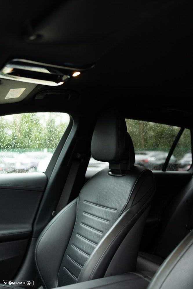 Mercedes-Benz C 300 e AMG Line - 39