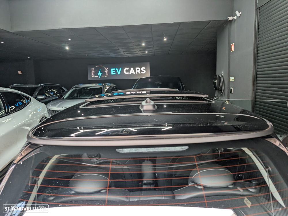 MINI 3 Portas Cooper SE Premium Extra Essential - 27