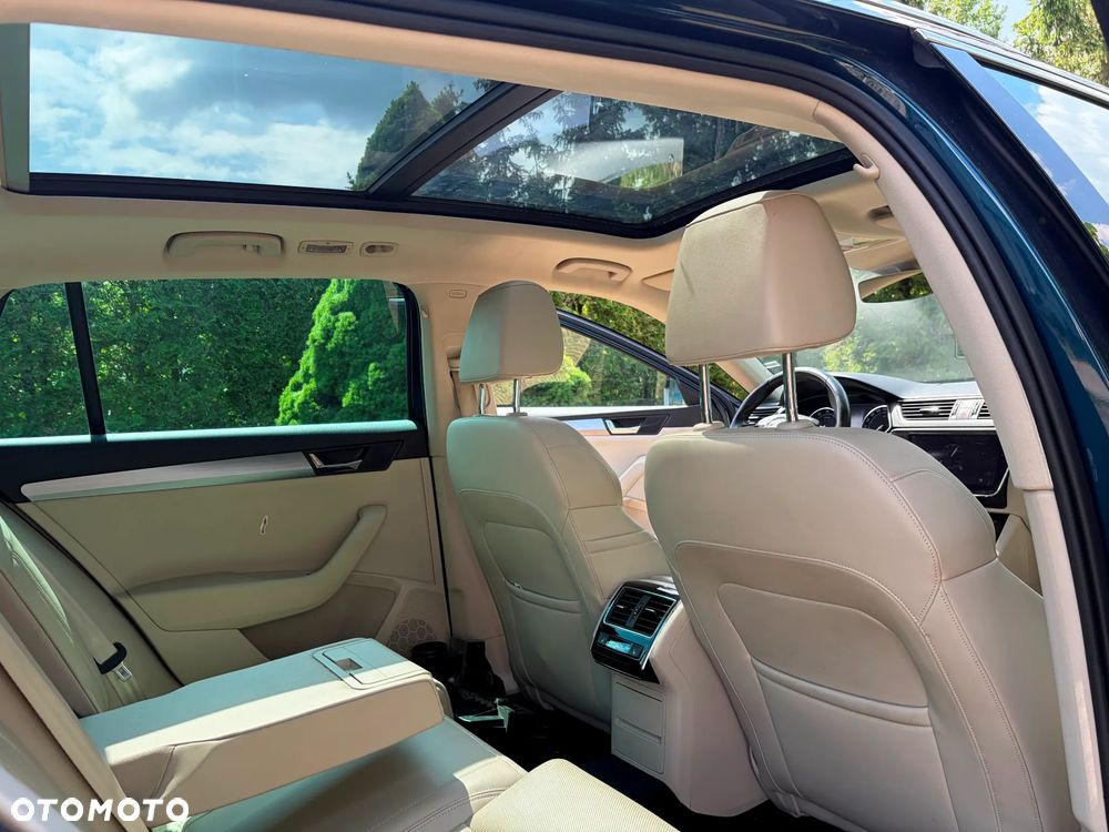 Skoda Superb 1.8 TSI DSG SportLine - 12