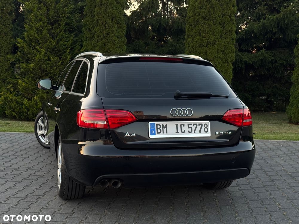 Audi A4 Avant 2.0 TDI - 16