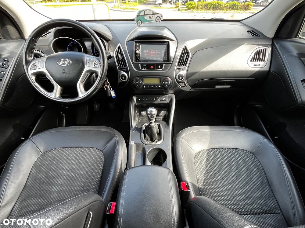 Hyundai ix35 1.7 CRDi 2WD UEFA EURO 2012 Edition - 23