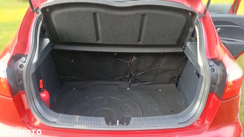 Kia Rio 1.2 L - 15