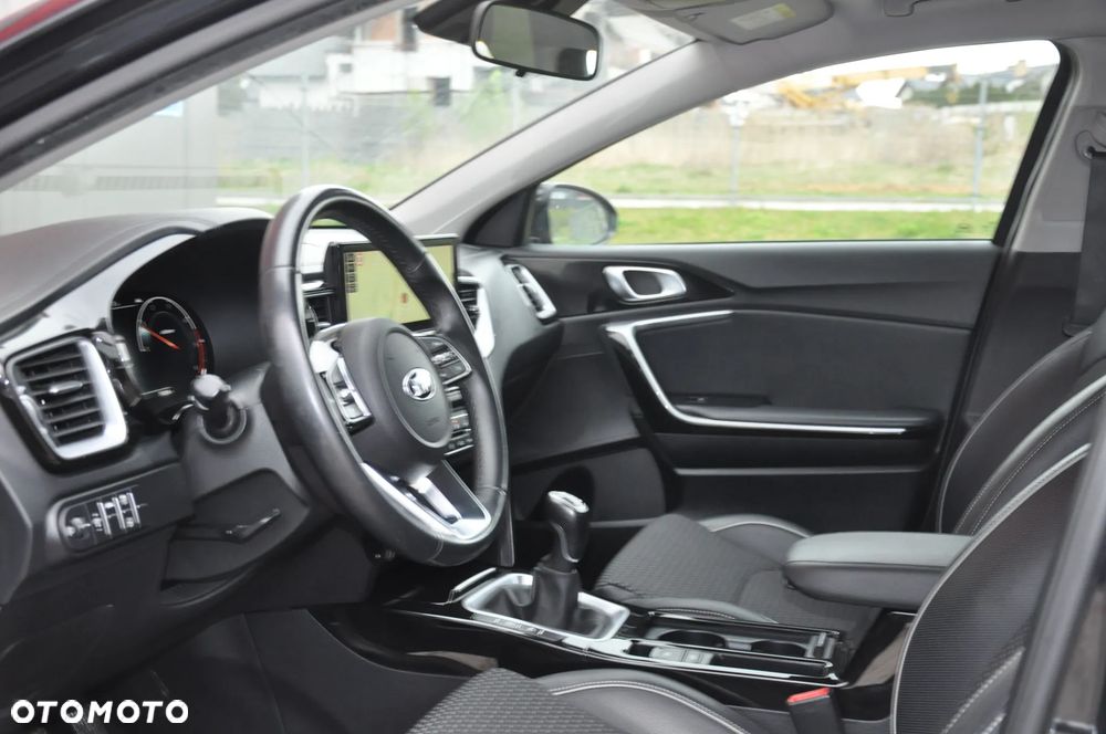 Kia XCeed 1.6 CRDi EDITION 7 - 25
