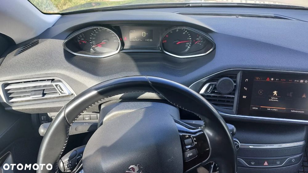 Peugeot 308 - 5