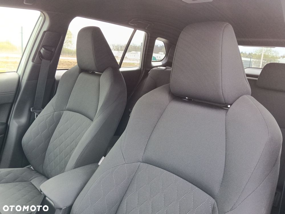 Toyota Corolla Cross - 13