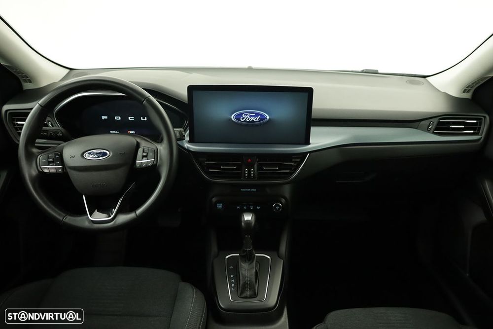 Ford Focus SW - 8