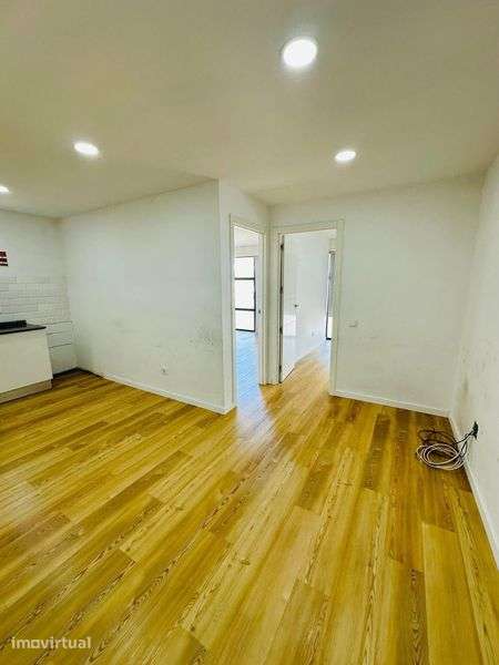 Apartamento T2 Conchada - Grande imagem: 2/3