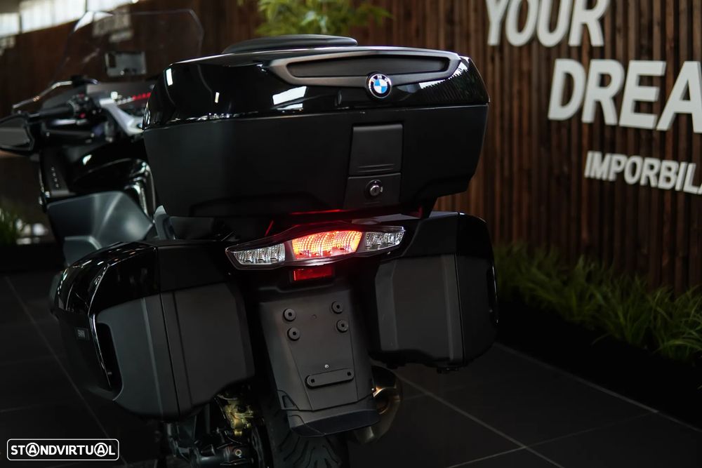 BMW R 1250 RT TRIPLE BLACK - 23