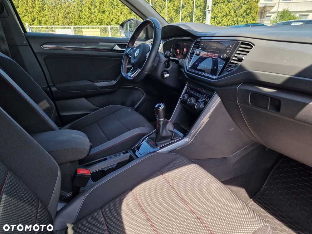 Volkswagen T-Roc 1.5 TSI ACT Premium - 17