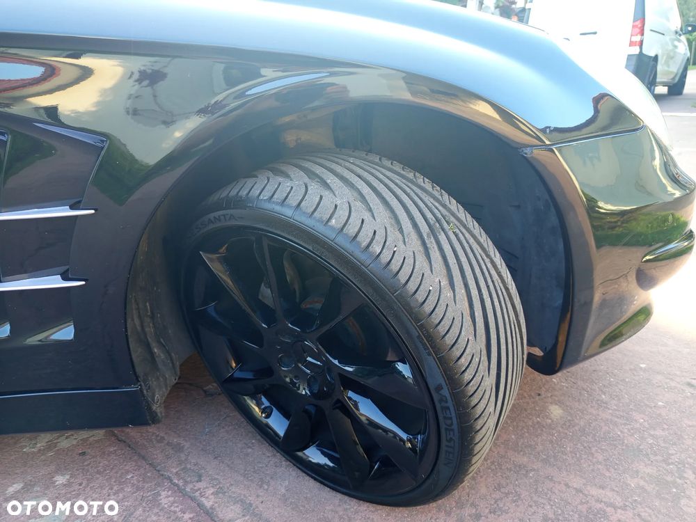 Mercedes-Benz CLS - 40