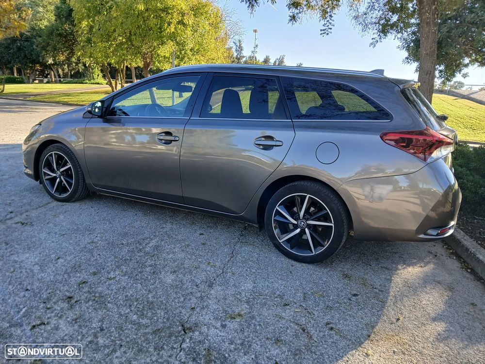 Toyota Auris Touring Sports 1.4 D-4D C.+P.Sport+Navi - 9