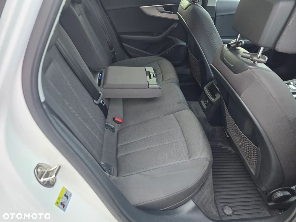 Audi A4 Avant 2.0 TDI DPF clean diesel quattro S tronic S line Sportpaket - 30