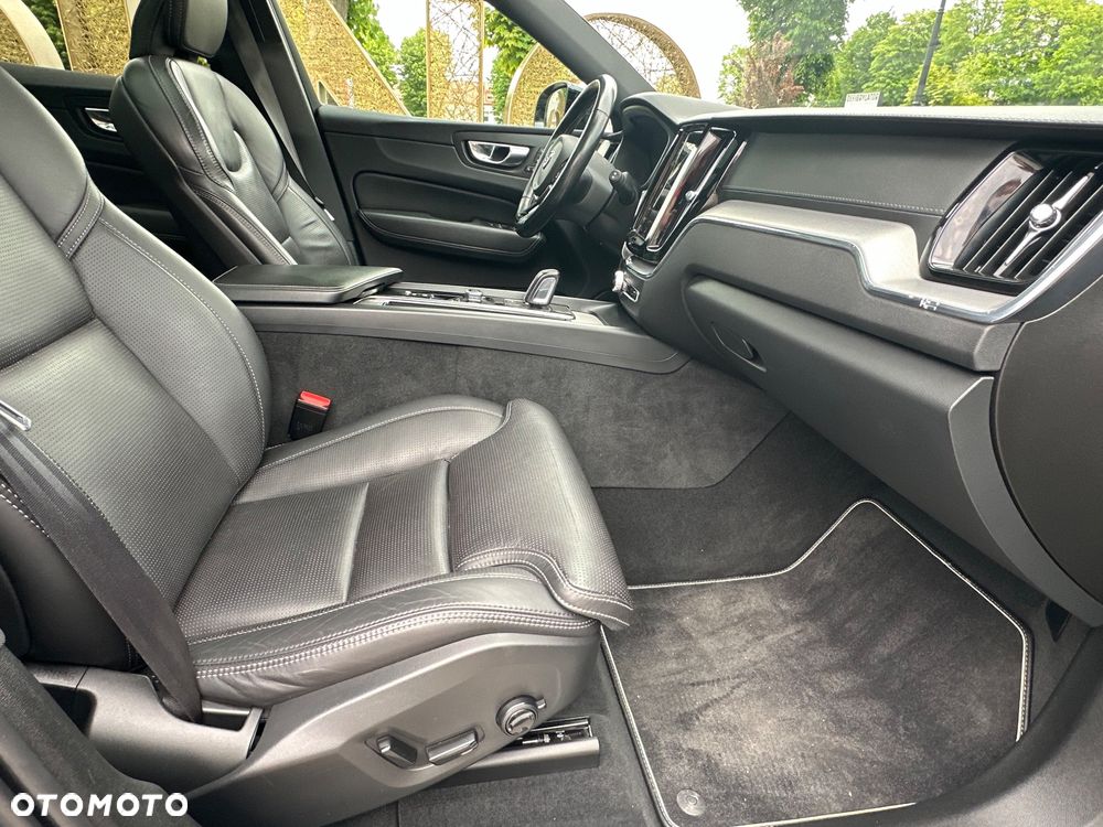 Volvo XC 60 - 16