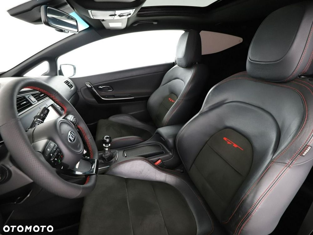 Kia ProCeed 1.6 T-GDI GT-Track - 14