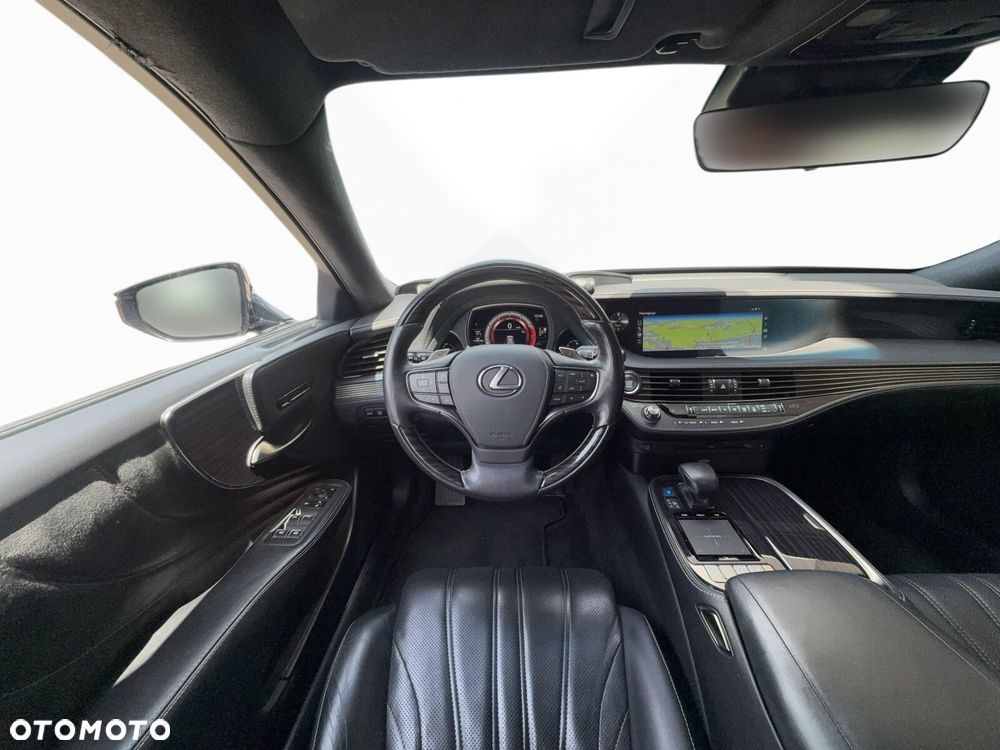 Lexus LS - 13