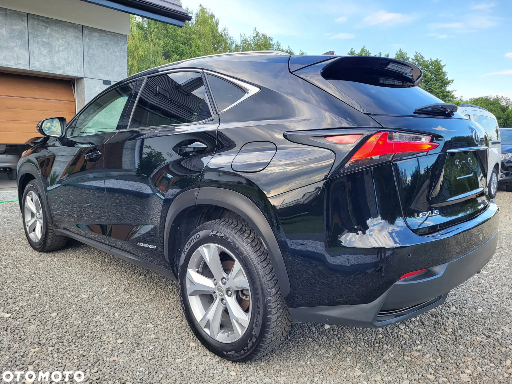 Lexus NX 300h Business Edition - 10