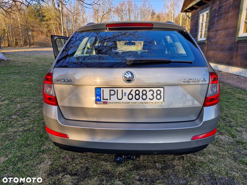 Skoda Octavia 2.0 TDI Style - 4