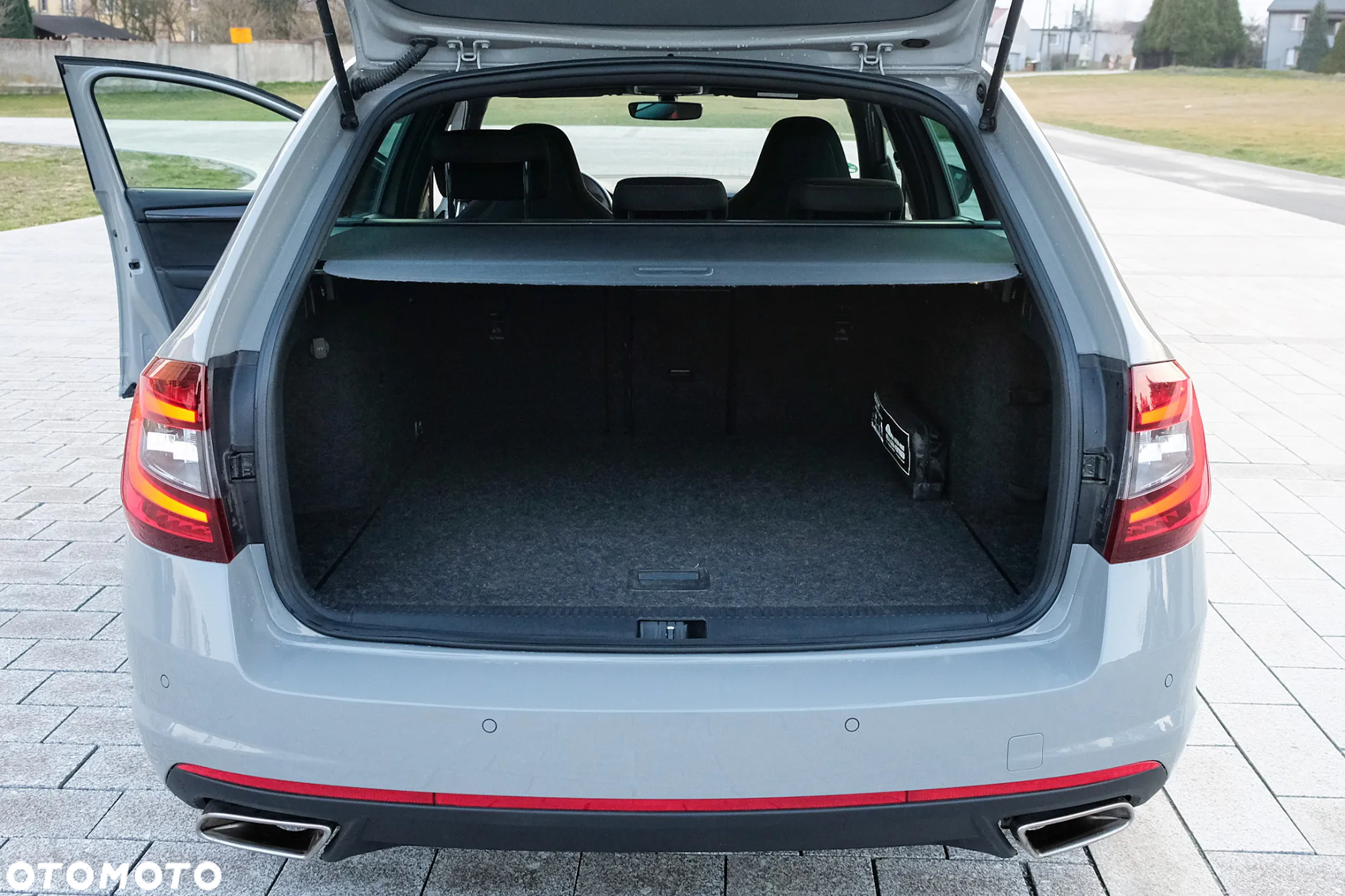 Skoda Octavia Combi 2.0 TSI RS 230 - 7