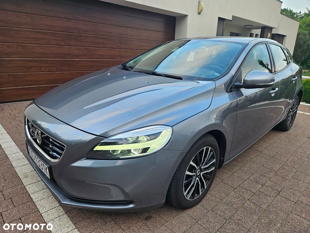 Volvo V40 D2 Momentum - 12