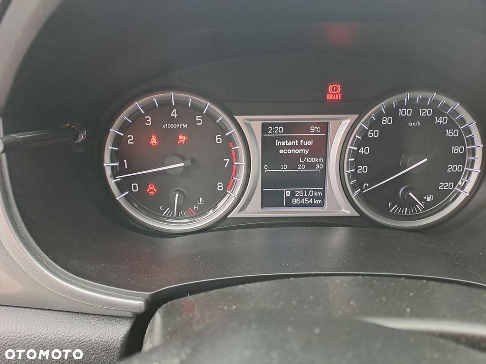 Suzuki Vitara 1.6 Premium 2WD - 10