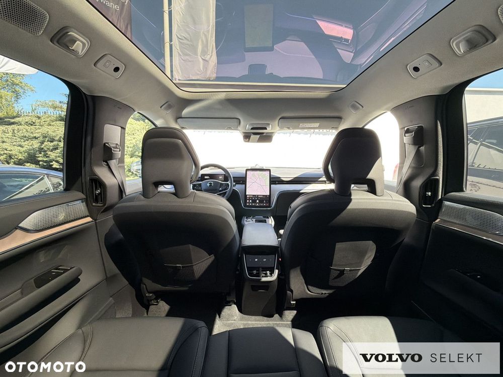 Volvo EX90 - 14