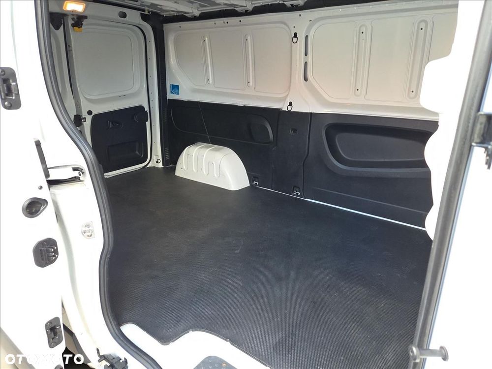 Renault trafic - 18
