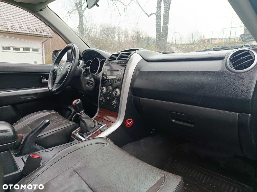 Suzuki Grand Vitara - 8
