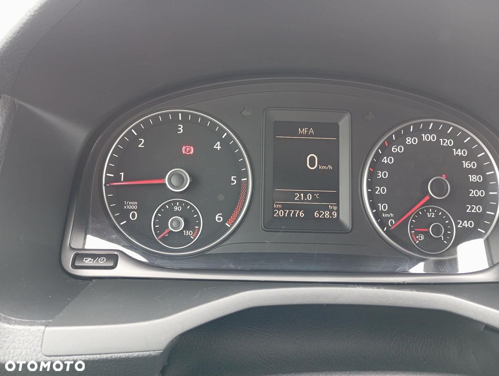 Volkswagen Caddy 2.0 TDI Highline 4Motion DSG - 6