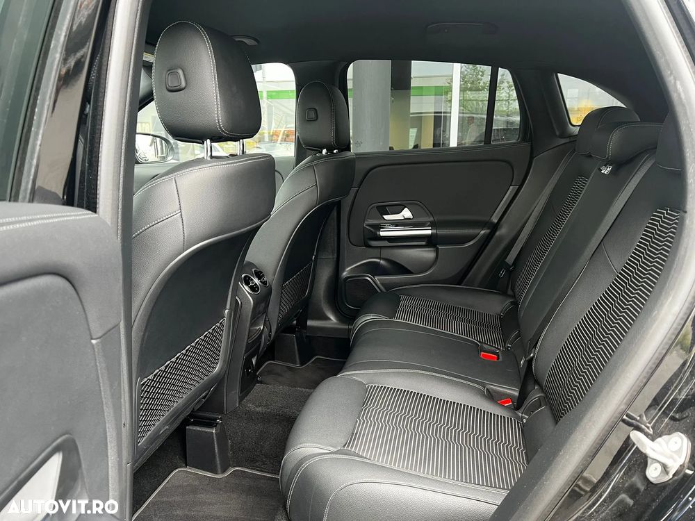 Mercedes-Benz GLA 200 d 8G-DCT - 11