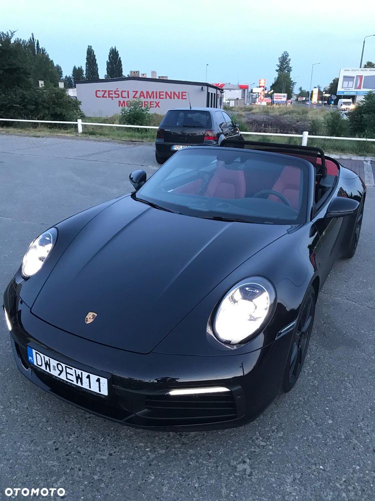 Porsche 911 Carrera 4S - 10