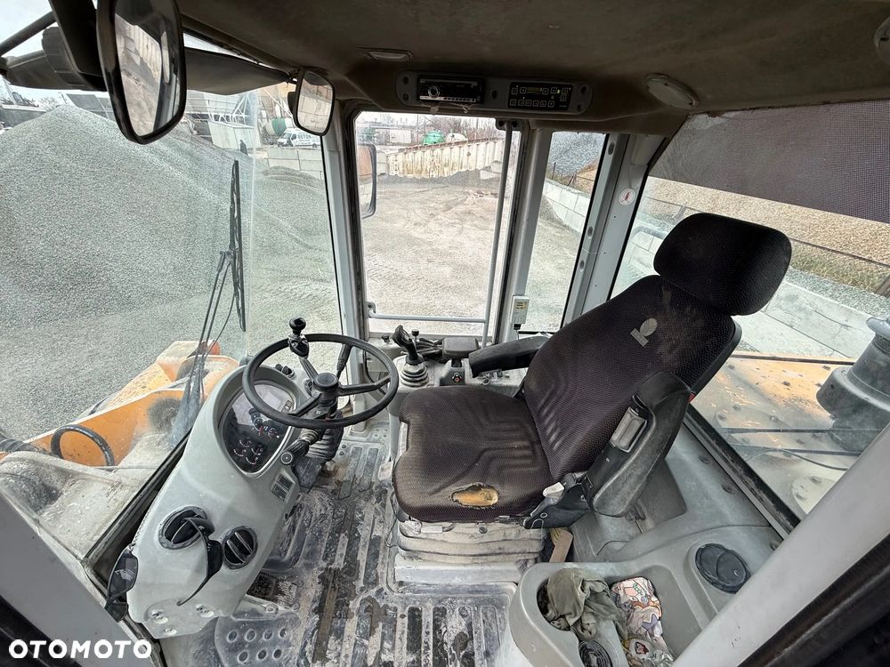 Hyundai HL760-7A / Nowe Opony / Klima - 23