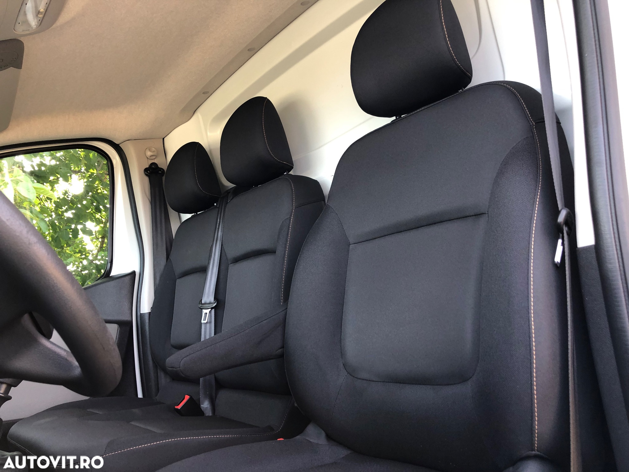 Renault Trafic - 8