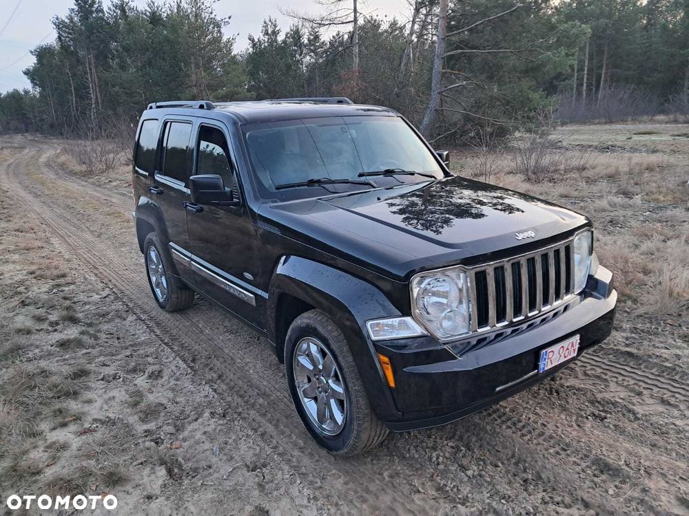 Jeep Liberty - 2