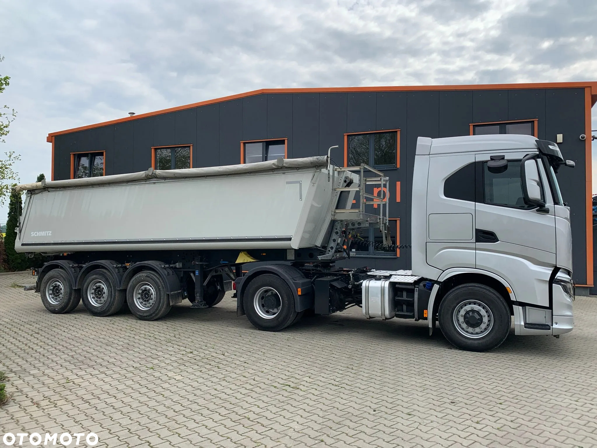 Iveco S-WAY 4x4H EURO6 - 8