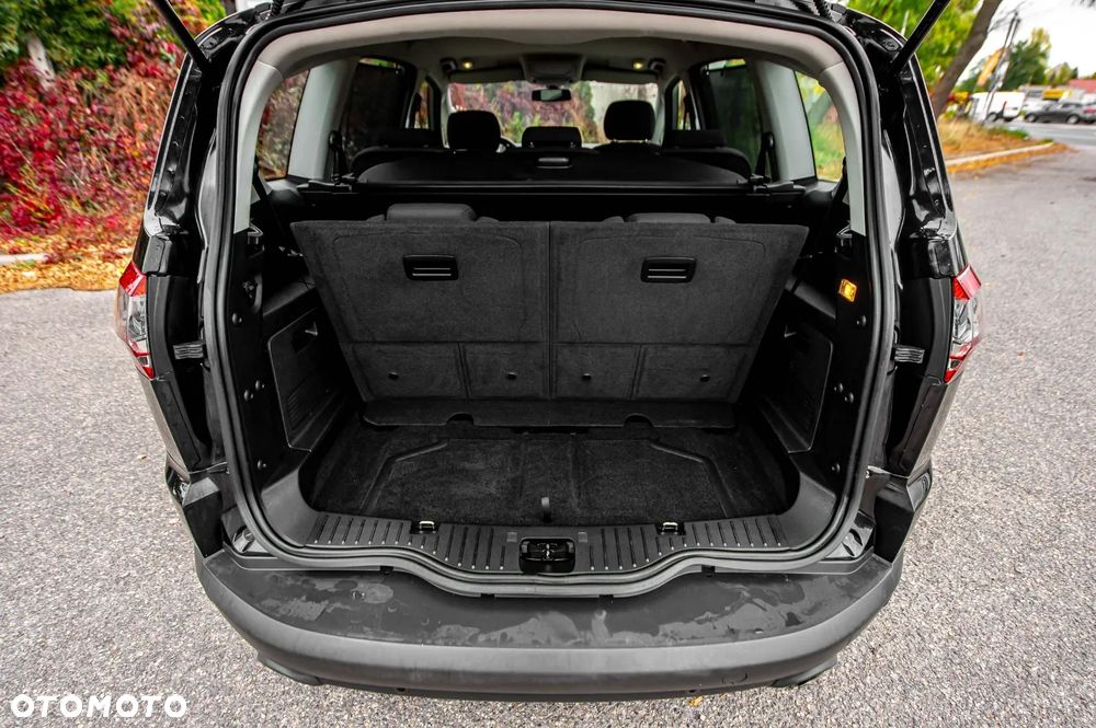 Ford S-Max - 20