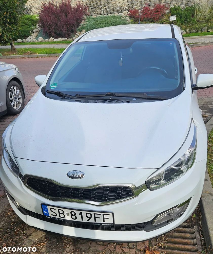 Kia Ceed - 1