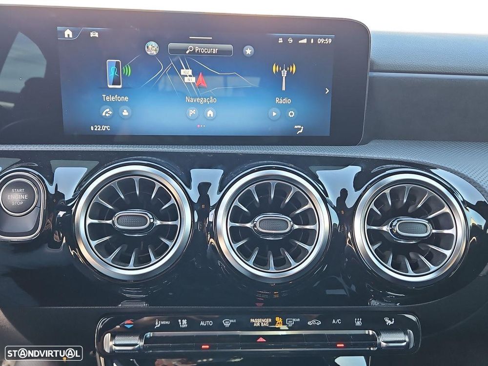 Mercedes-Benz A 250 e AMG Line - 20