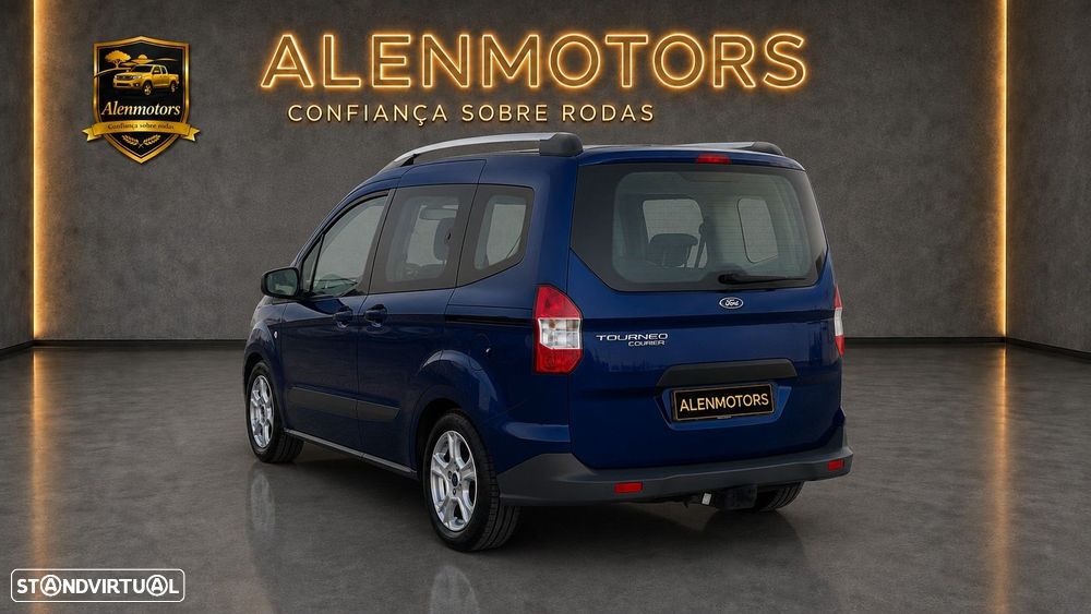 Ford Tourneo Courier 1.5 TDCi Titanium - 9