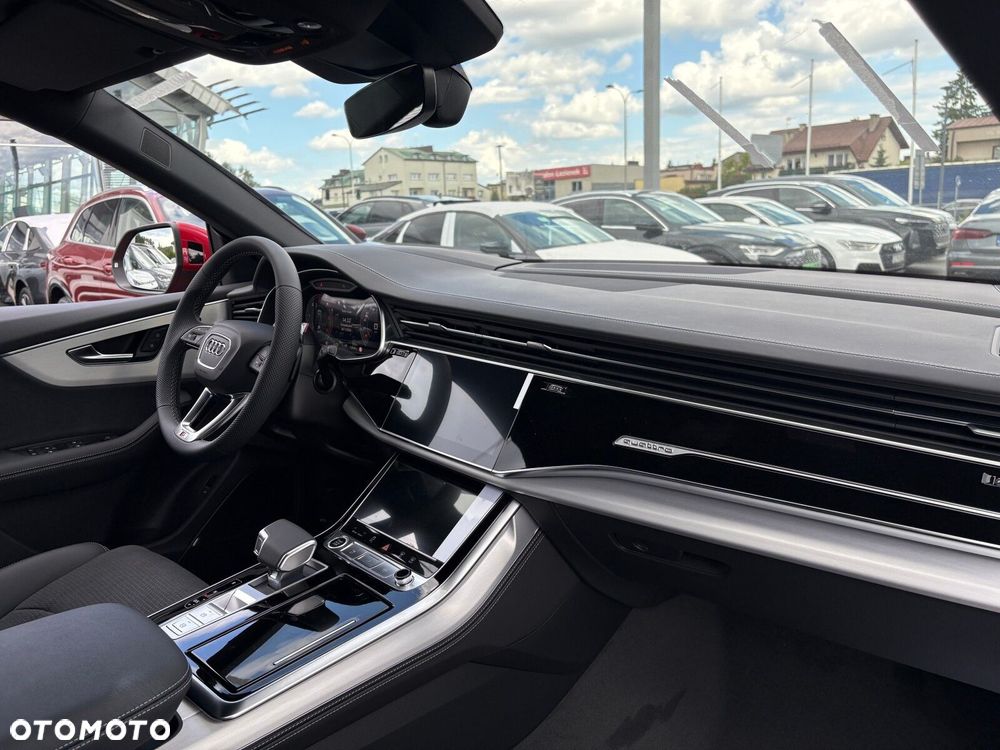 Audi Q8 - 22