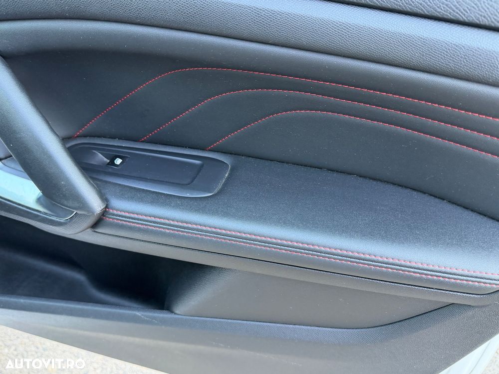 Peugeot 308 1.5L BlueHDI EAT8 GT - 28