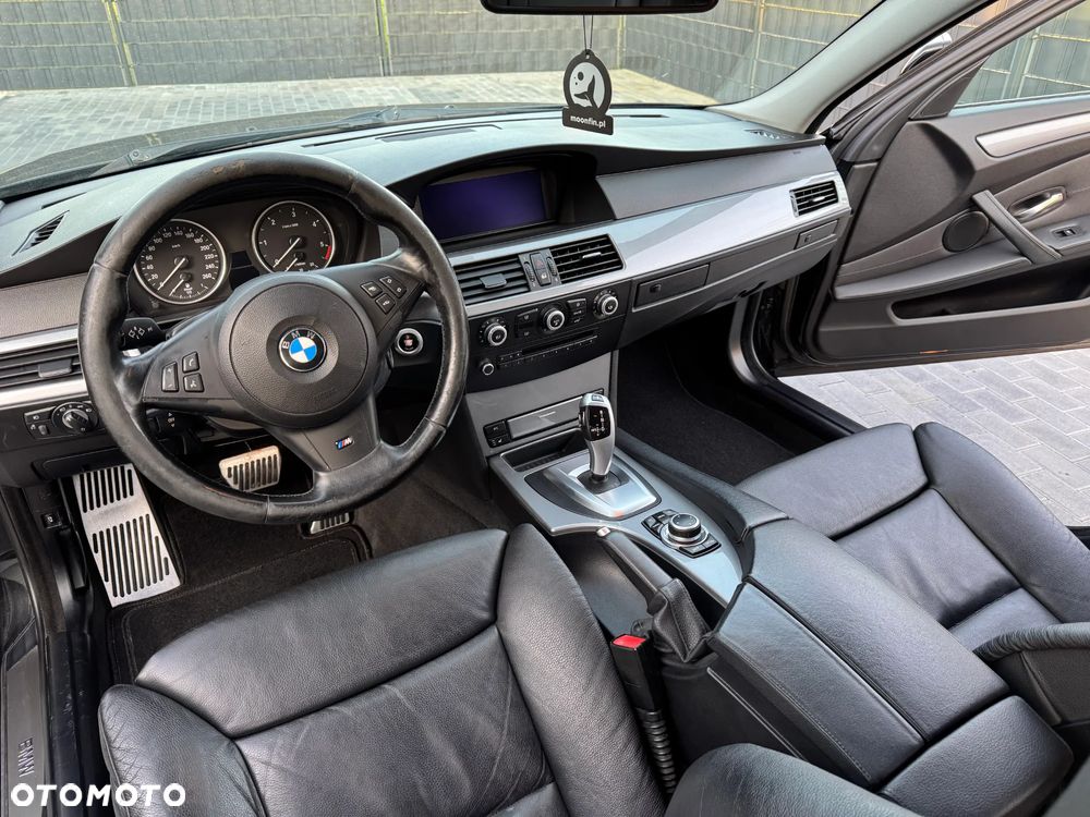 BMW Seria 5 - 12