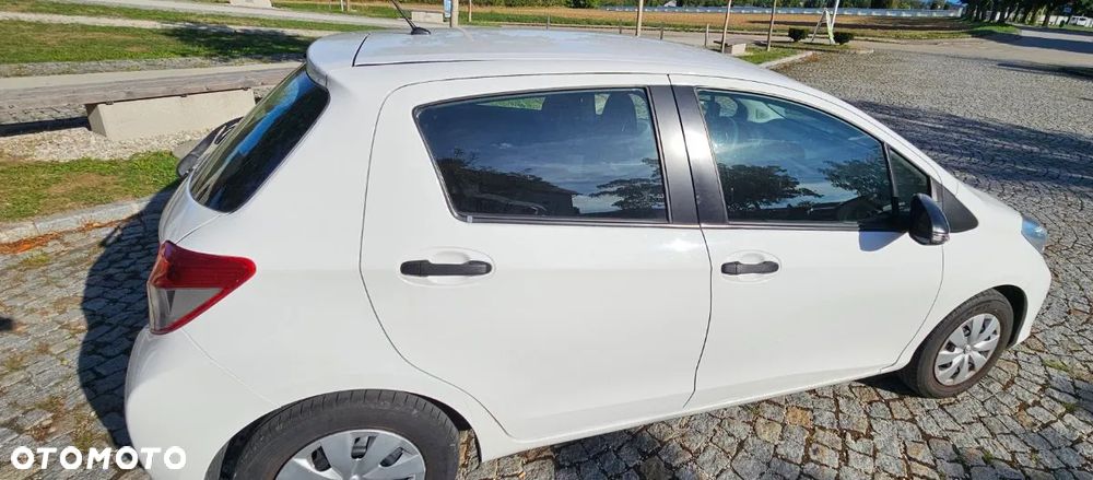 Toyota Yaris 1.0 VVT-i Luna - 4