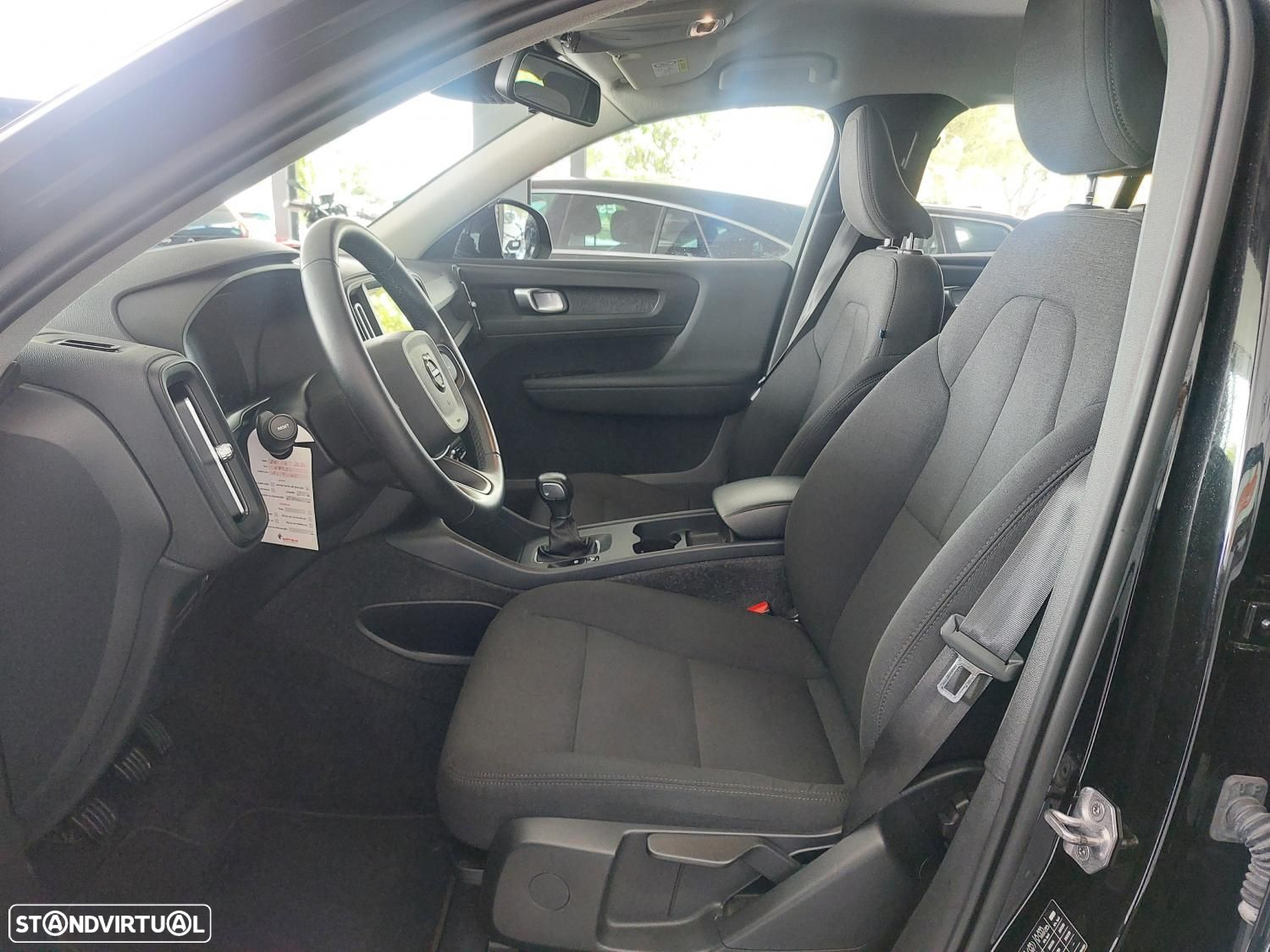Volvo XC 40 1.5 T2 Momentum - 12