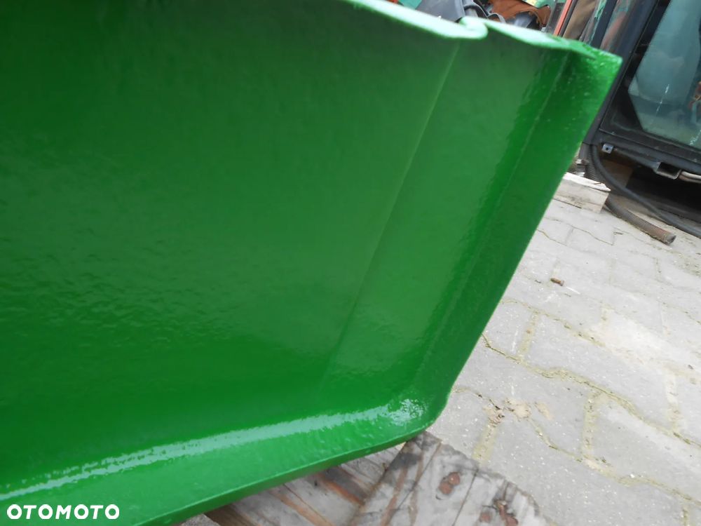 Błotnik tylny błotniki tylne John Deere 7800 - 4