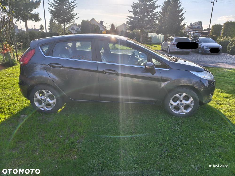 Ford Fiesta - 4