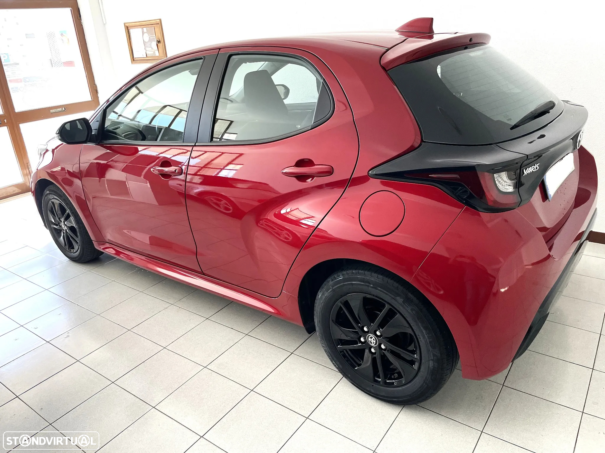 Toyota Yaris 1.0 VVT-i Comfort Plus - 17